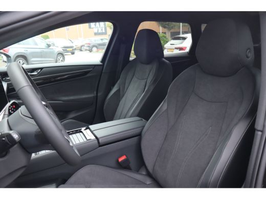 Volkswagen ID.7 Pro Limited Edition Inclusief €2000,- inruilvoordeel | Achterbank in ongelijke delen neerklapbaar... ActivLease financial lease