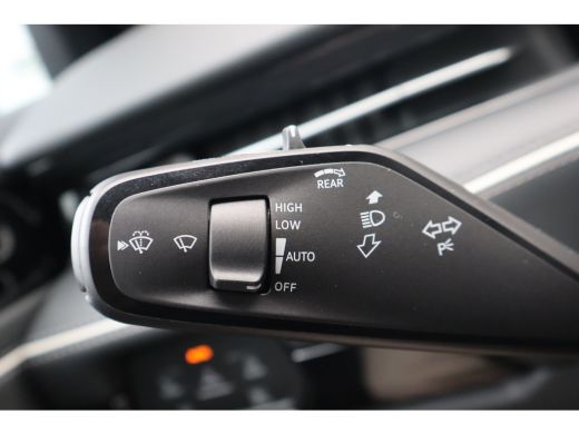 Volkswagen ID.7 Pro Limited Edition Inclusief €2000,- inruilvoordeel | Achterbank in ongelijke delen neerklapbaar... ActivLease financial lease