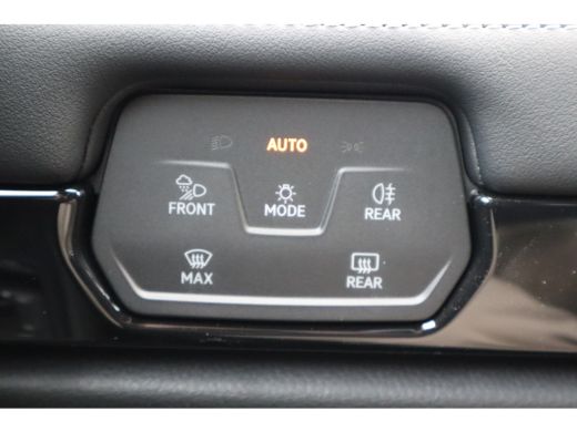 Volkswagen ID.7 Pro Limited Edition Inclusief €2000,- inruilvoordeel | Achterbank in ongelijke delen neerklapbaar... ActivLease financial lease