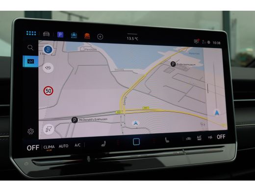 Volkswagen ID.7 Pro Limited Edition Inclusief €2000,- inruilvoordeel | Achterbank in ongelijke delen neerklapbaar... ActivLease financial lease