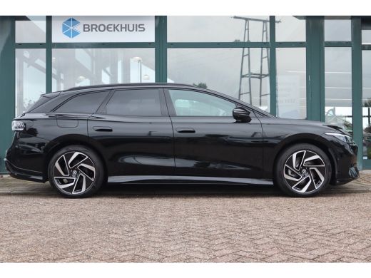 Volkswagen ID.7 Pro Limited Edition Inclusief €2000,- inruilvoordeel | Achterbank in ongelijke delen neerklapbaar... ActivLease financial lease