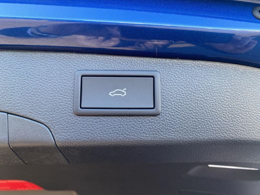 Volkswagen Passat Variant 1.5 eHybrid Business | Trekhaak | 5 jaar garantie ActivLease financial lease