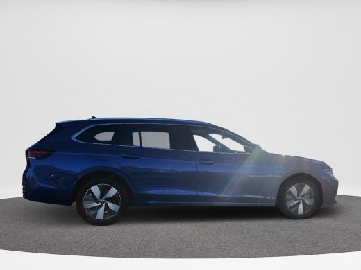 Volkswagen Passat Variant 1.5 eHybrid Business | Trekhaak | 5 jaar garantie ActivLease financial lease