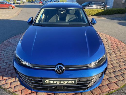 Volkswagen Passat Variant 1.5 eHybrid Business | Trekhaak | 5 jaar garantie ActivLease financial lease