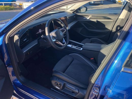 Volkswagen Passat Variant 1.5 eHybrid Business | Trekhaak | 5 jaar garantie ActivLease financial lease