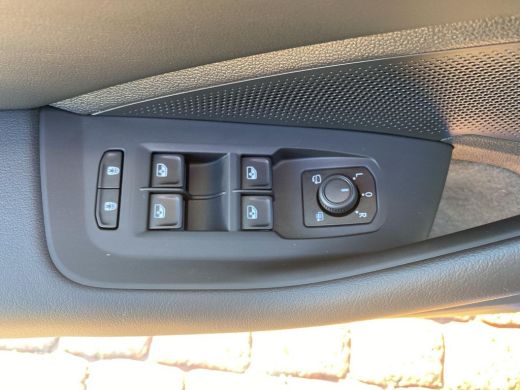 Volkswagen Passat Variant 1.5 eHybrid Business | Trekhaak | 5 jaar garantie ActivLease financial lease