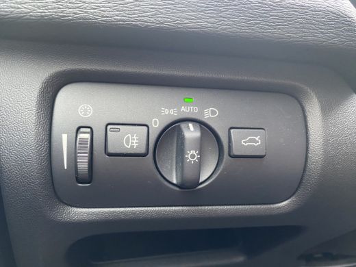 Volvo  V40 Cross Country T3 Polar+ Luxury 152PK AUT Apple Carplay/Android Auto| Stoelverwarming| Lederen Bek... ActivLease financial lease