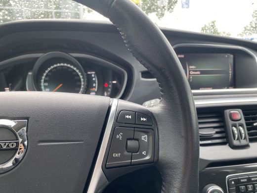 Volvo  V40 Cross Country T3 Polar+ Luxury 152PK AUT Apple Carplay/Android Auto| Stoelverwarming| Lederen Bek... ActivLease financial lease