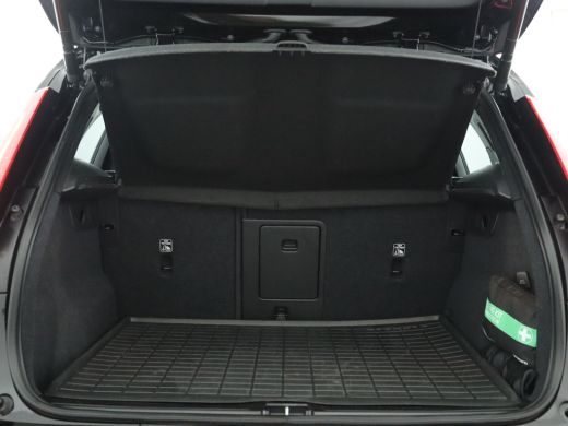 Volvo  XC40 1.5 T4 Recharge Inscription | Apple Carplay/Android Auto | Chroom delen exterieur | Cruise contro... ActivLease financial lease