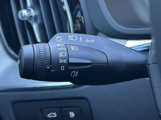 Volvo  XC60 2.0 T6 Plug-in hybrid AWD Plus Black Edition | Trekhaak | BLIS | Pano | Sportstoel | Pilot Assist... ActivLease financial lease