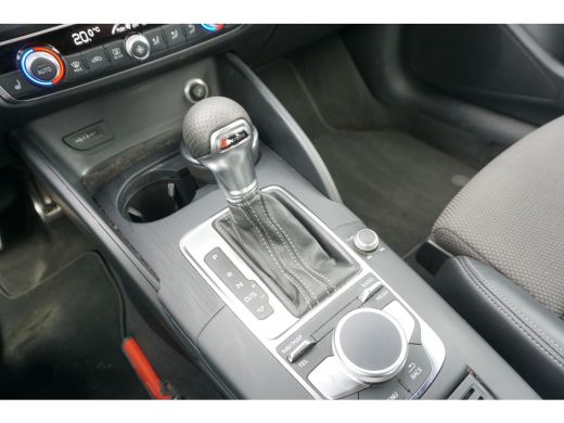 Audi A3 Limousine 30 TFSI 2X S Line | VIRTUAL COCKPIT | CARPLAY | HALF LEDER | ActivLease financial lease