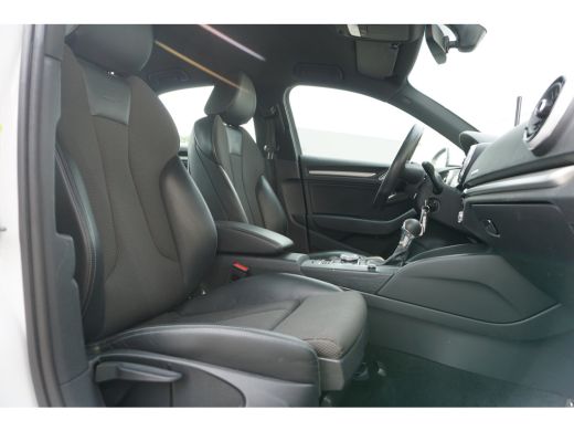 Audi A3 Limousine 30 TFSI 2X S Line | VIRTUAL COCKPIT | CARPLAY | HALF LEDER | ActivLease financial lease