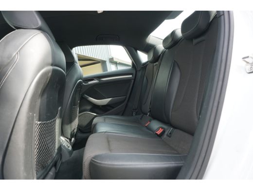 Audi A3 Limousine 30 TFSI 2X S Line | VIRTUAL COCKPIT | CARPLAY | HALF LEDER | ActivLease financial lease