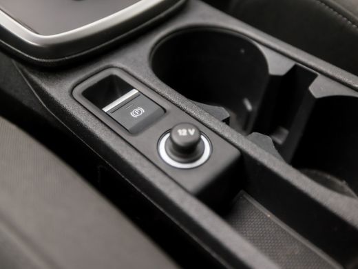 Audi A3 Sportback 30 TFSI Sportline Automaat (APPLE CARPLAY, GROOT NAVI, CLIMATE, GETINT GLAS, SPORTSTOEL... ActivLease financial lease