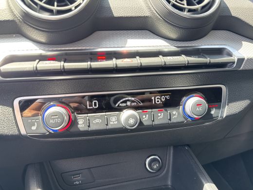 Audi Q2 30 TFSI 110PK PRO LINE CAMERA/NAVI/KEYLESS ActivLease financial lease