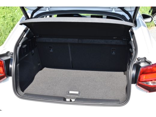 Audi Q2 30 TFSI 110PK PRO-LINE CAMERA/NAVI/LED ActivLease financial lease