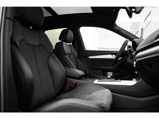 Audi Q5 50 TFSI e S edition Competition 299PK | Trekhaak | 360 Camera | Panorama dak | Bang&Olufsen 3D | ... ActivLease financial lease