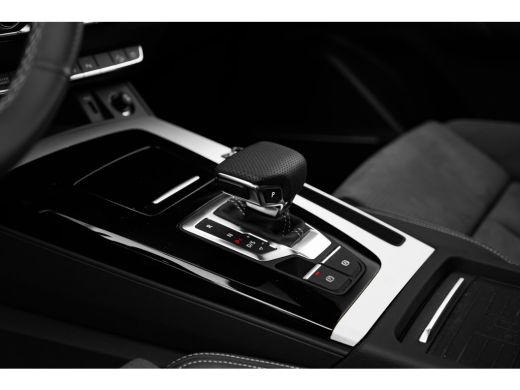 Audi Q5 50 TFSI e S edition Competition 299PK | Trekhaak | 360 Camera | Panorama dak | Bang&Olufsen 3D | ... ActivLease financial lease