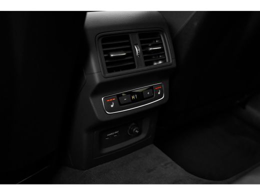 Audi Q5 50 TFSI e S edition Competition 299PK | Trekhaak | 360 Camera | Panorama dak | Bang&Olufsen 3D | ... ActivLease financial lease