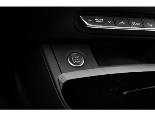 Audi Q5 50 TFSI e S edition Competition 299PK | Trekhaak | 360 Camera | Panorama dak | Bang&Olufsen 3D | ... ActivLease financial lease