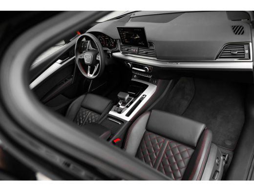 Audi Q5 50 TFSI e S edition Competition 299PK | Trekhaak | Luchtvering | Fijn nappa ledere stoelen | Pano... ActivLease financial lease
