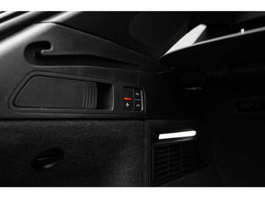 Audi Q5 50 TFSI e S edition Competition 299PK | Trekhaak | Luchtvering | Fijn nappa ledere stoelen | Pano... ActivLease financial lease