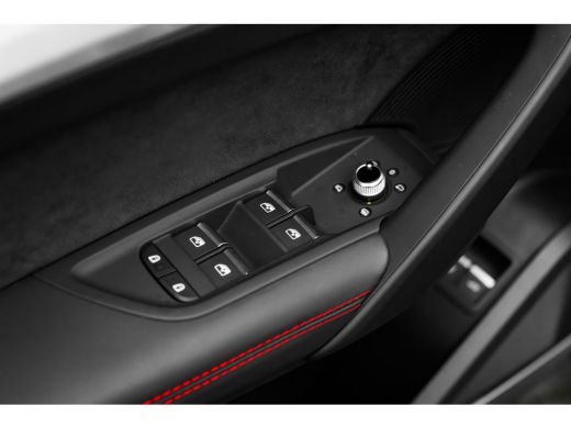 Audi Q5 50 TFSI e S edition Competition 299PK | Trekhaak | Luchtvering | Fijn nappa ledere stoelen | Pano... ActivLease financial lease