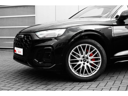 Audi Q5 50 TFSI e S edition Competition 299PK | Trekhaak | Luchtvering | Fijn nappa ledere stoelen | Pano... ActivLease financial lease
