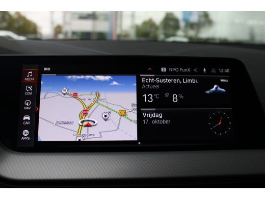 BMW 1 Serie 118i M Sport Automaat / Sportstoelen / LED / M Sportonderstel / Live Cockpit Professional / Cruis... ActivLease financial lease