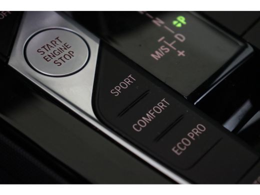 BMW 1 Serie 118i Sport Line Automaat / Sportstoelen / Achteruitrijcamera / LED / Cruise Control / Live Cockpi... ActivLease financial lease