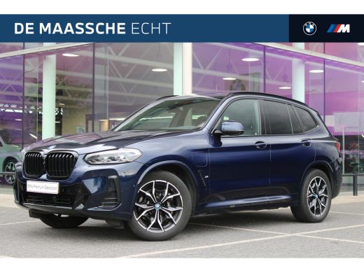 BMW X3 xDrive30e High Executive M Sport Automaat / Panoramadak / Trekhaak / Sportstoelen / LED / Parking... BMW X3 xDrive30e High Executive M Sport Automaat / Panoramadak / Trekhaak / Sportstoelen / LED / Parking...