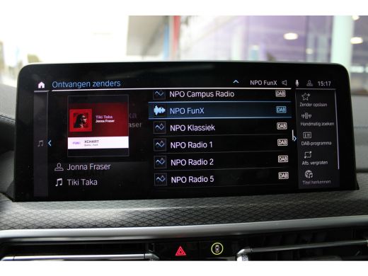 BMW X3 xDrive30e High Executive M Sport Automaat / Panoramadak / Trekhaak / Sportstoelen / LED / Parking... ActivLease financial lease