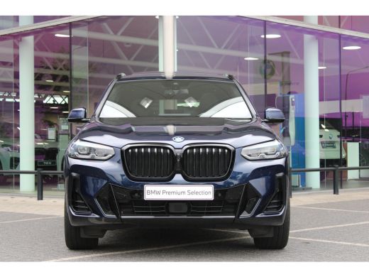 BMW X3 xDrive30e High Executive M Sport Automaat / Panoramadak / Trekhaak / Sportstoelen / LED / Parking... ActivLease financial lease