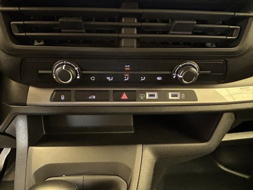 Citroën Jumpy 2.0 BlueHDI 145 L2 | 2 zitplaatsen rechtsvoor | Achteruitrijcamera | Airco ActivLease financial lease