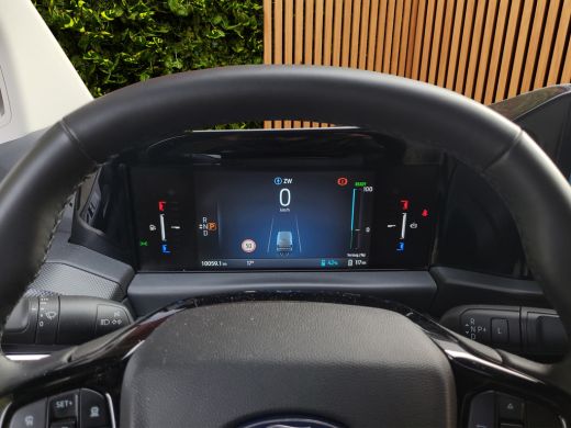 Ford E-Transit Custom E-Transit Custom 340 L2H1 Limited 65 kWh 218PK | Trekhaak inklapbaar | Adaptieve cruise | 17" Lic... ActivLease financial lease