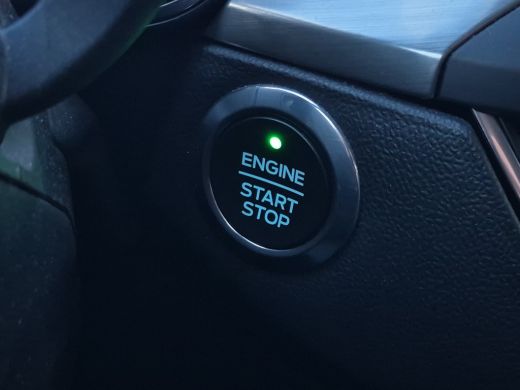 Ford Focus 1.0 EcoBoost Hybrid Titanium X Business Trekhaak uitklapbaar | Full map navigatie | Parkeersensor... ActivLease financial lease