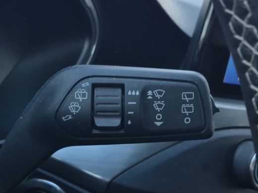 Ford Focus 1.0 EcoBoost Hybrid Titanium X Business Trekhaak uitklapbaar | Full map navigatie | Parkeersensor... ActivLease financial lease