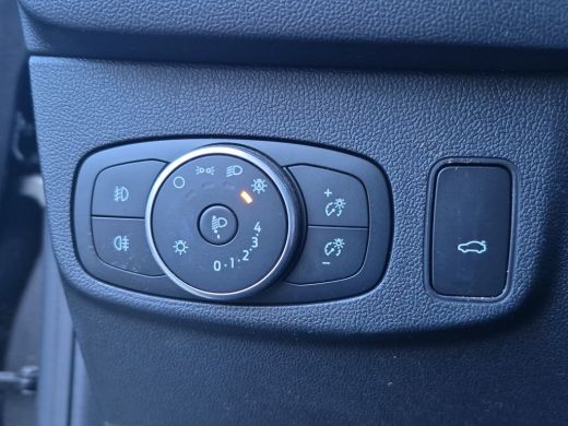 Ford Focus 1.0 EcoBoost Hybrid Titanium X Business Trekhaak uitklapbaar | Full map navigatie | Parkeersensor... ActivLease financial lease