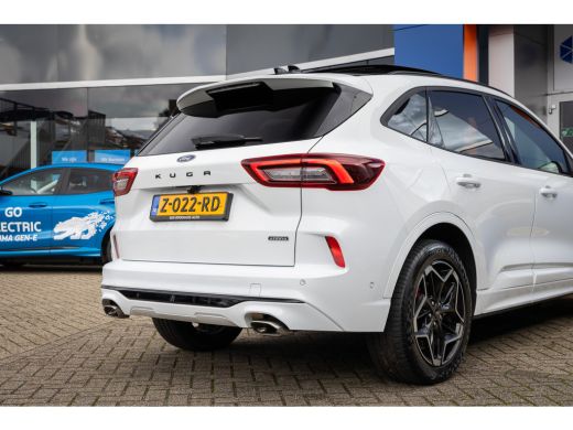 Ford Kuga 2.5 PHEV ST-Line X | Trekhaak | Pano | Matrix Led | Winter-Pack | technology-pack | Head-up | All... ActivLease financial lease