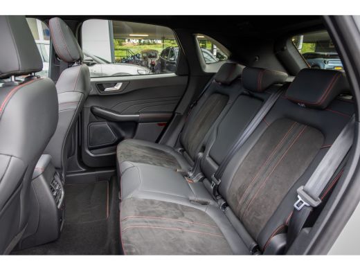 Ford Kuga 2.5 PHEV ST-Line X | Trekhaak | Pano | Matrix Led | Winter-Pack | technology-pack | Head-up | All... ActivLease financial lease