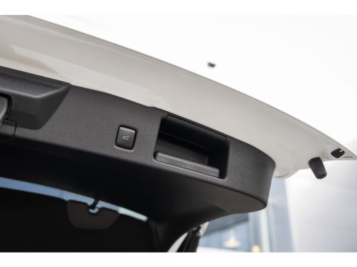 Ford Kuga 2.5 PHEV ST-Line X | Trekhaak | Pano | Matrix Led | Winter-Pack | technology-pack | Head-up | All... ActivLease financial lease