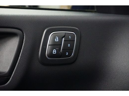 Ford Kuga ST-Line X | PHEV | Panoramadak | Trekhaak | Adap. Cruise | Winter Pack | Head-up ActivLease financial lease