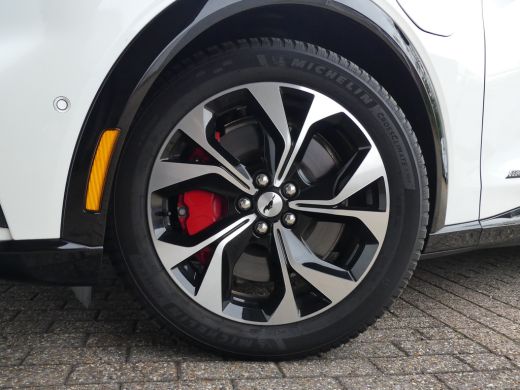 Ford Mustang Mach-E Mach-E Extended AWD 98 kWh | 100% dealeronderhouden | Achteruitrijcamera | Apple Carplay/Android ... ActivLease financial lease