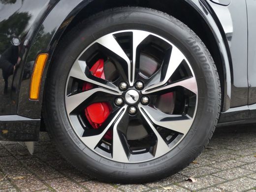 Ford Mustang Mach-E Mach-E Extended AWD 98 kWh | Achterspoiler | Achteruitrijcamera | Airco (automatisch) ActivLease financial lease