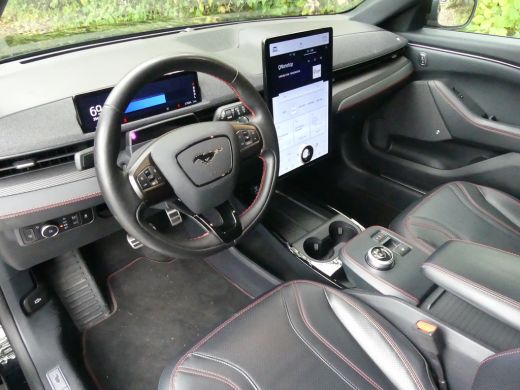 Ford Mustang Mach-E Mach-E Extended AWD 98 kWh | Achterspoiler | Achteruitrijcamera | Airco (automatisch) ActivLease financial lease