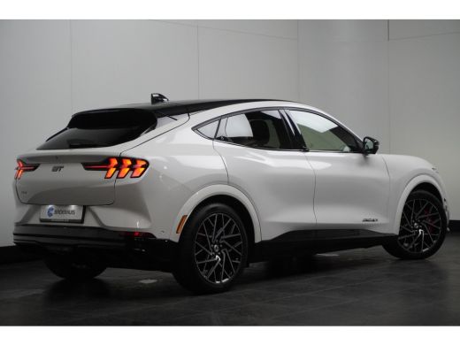 Ford Mustang Mach-E Mach-E GT Extended AWD 98 kWh | 100% dealeronderhouden | Achterspoiler | Achteruitrijcamera ActivLease financial lease