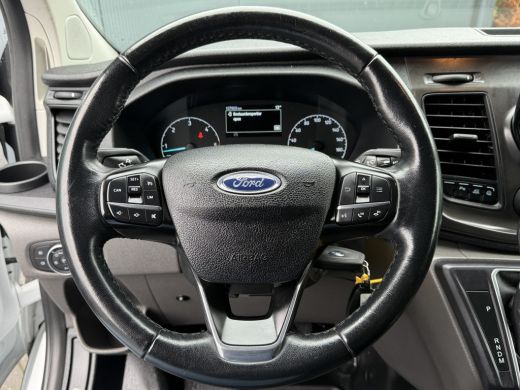 Ford Transit Custom 2.0 TDCI 130 PK AUTOMAAT / L2H1 / TREND / TREKHAAK / CRUISE / CAMERA / NAVI / LED ActivLease financial lease