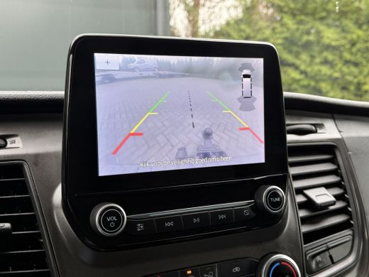 Ford Transit Custom 2.0 TDCI 130 PK AUTOMAAT / L2H1 / TREND / TREKHAAK / CRUISE / CAMERA / NAVI / LED ActivLease financial lease