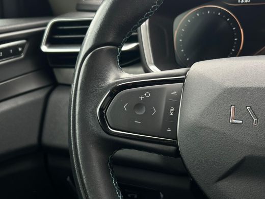 Lynk & Co 01 1.5 4X ZWART OP VOORRAAD! NL AUTO | CAMERA | PANO | ActivLease financial lease