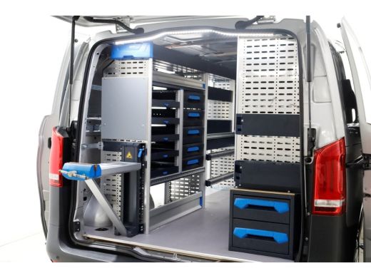 Mercedes-Benz Vito 114 CDI 136pk Compact 9G Automaat 2x Schuifdeur/LED/Camera/Inrichting 07-2022 ActivLease financial lease